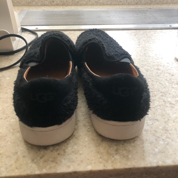 UGG casual style faux plain low-top sneakers - Picture 2 of 4